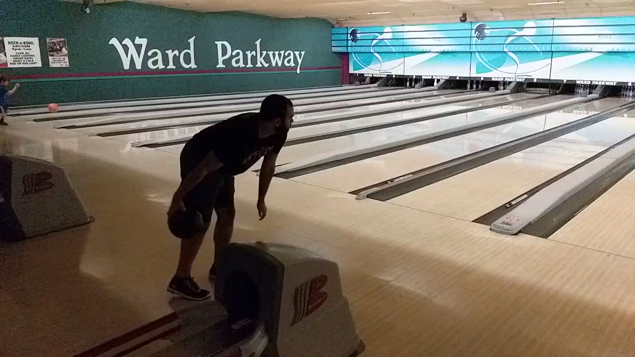 Ward Parkway Lanes photo 2