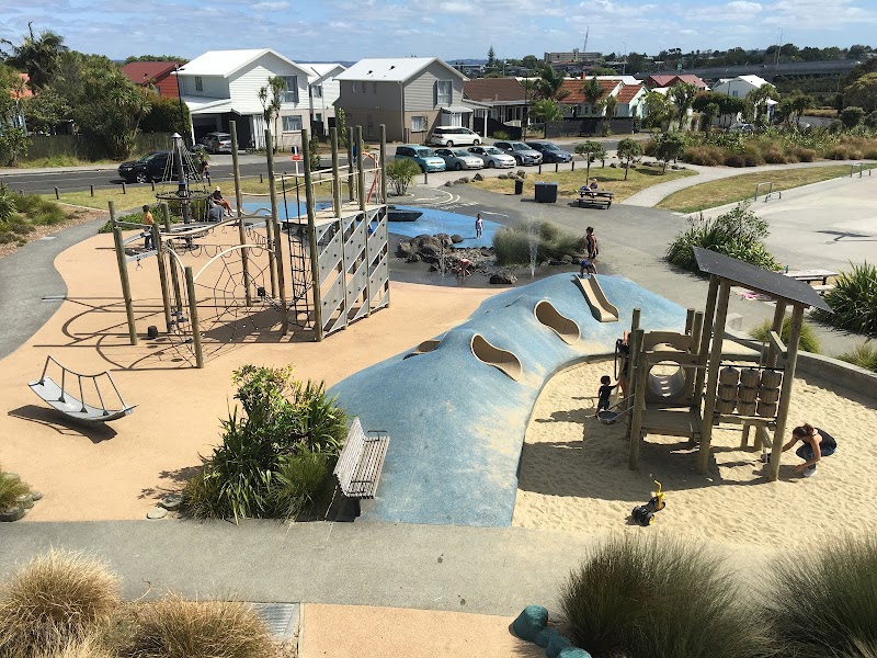 Waterview Reserve (Oakley Park) photo 2