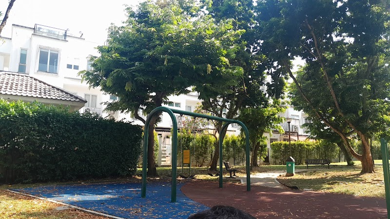 Watten Heights Playground photo 2