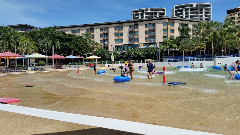 Wave Lagoon