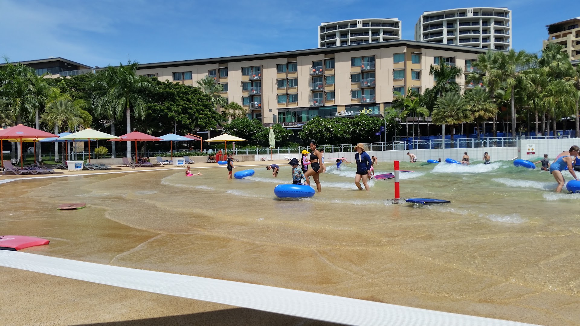 Wave Lagoon