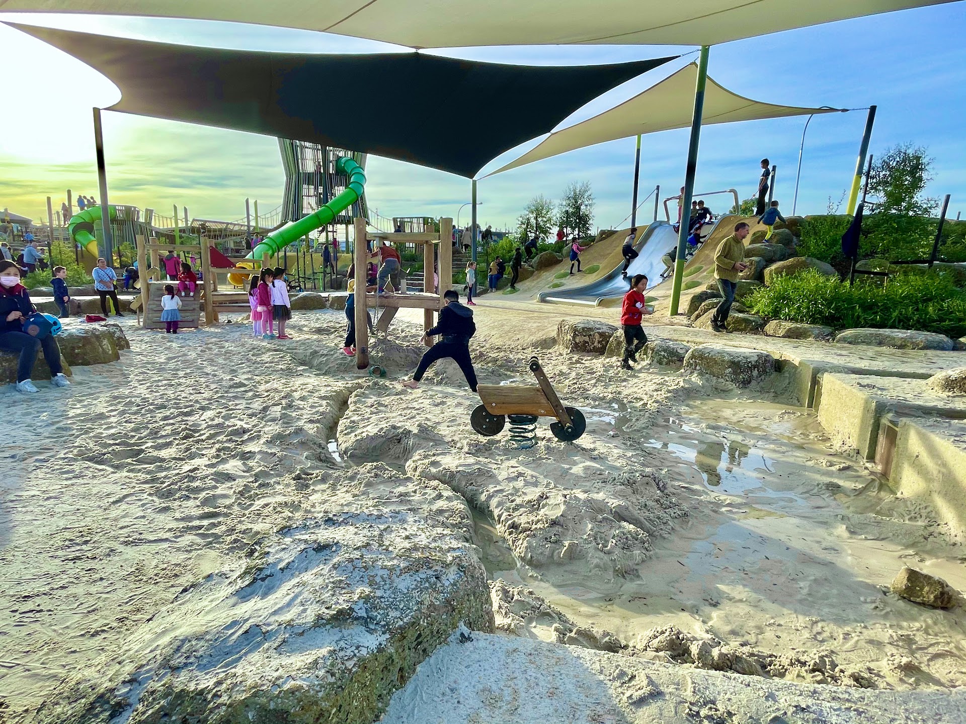 Waverley Park Lake Playground