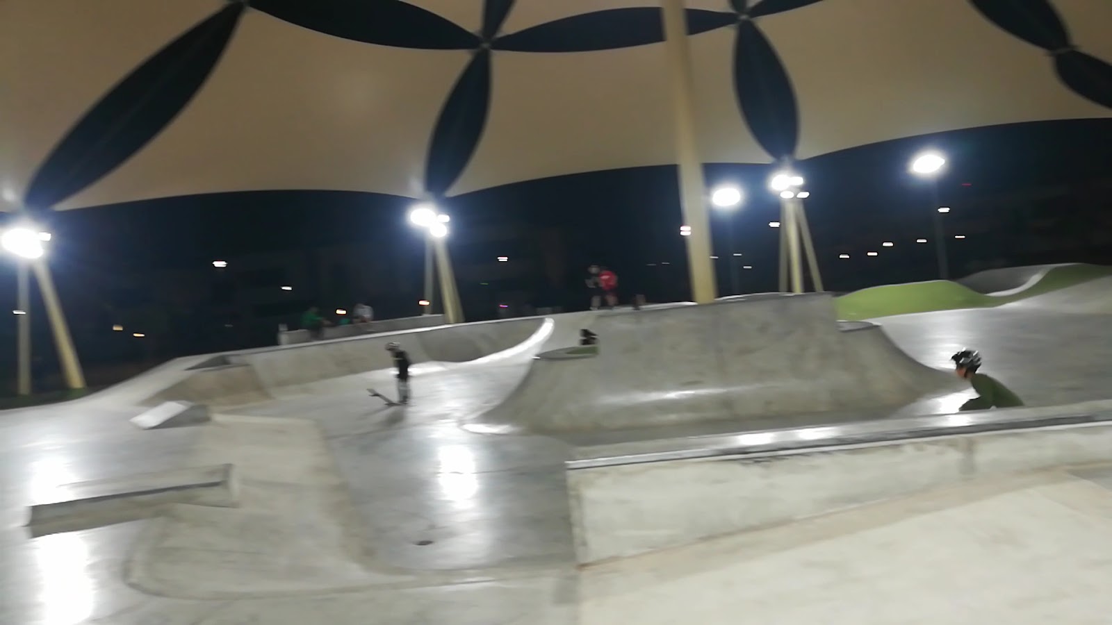 West Yas Skatepark photo 3