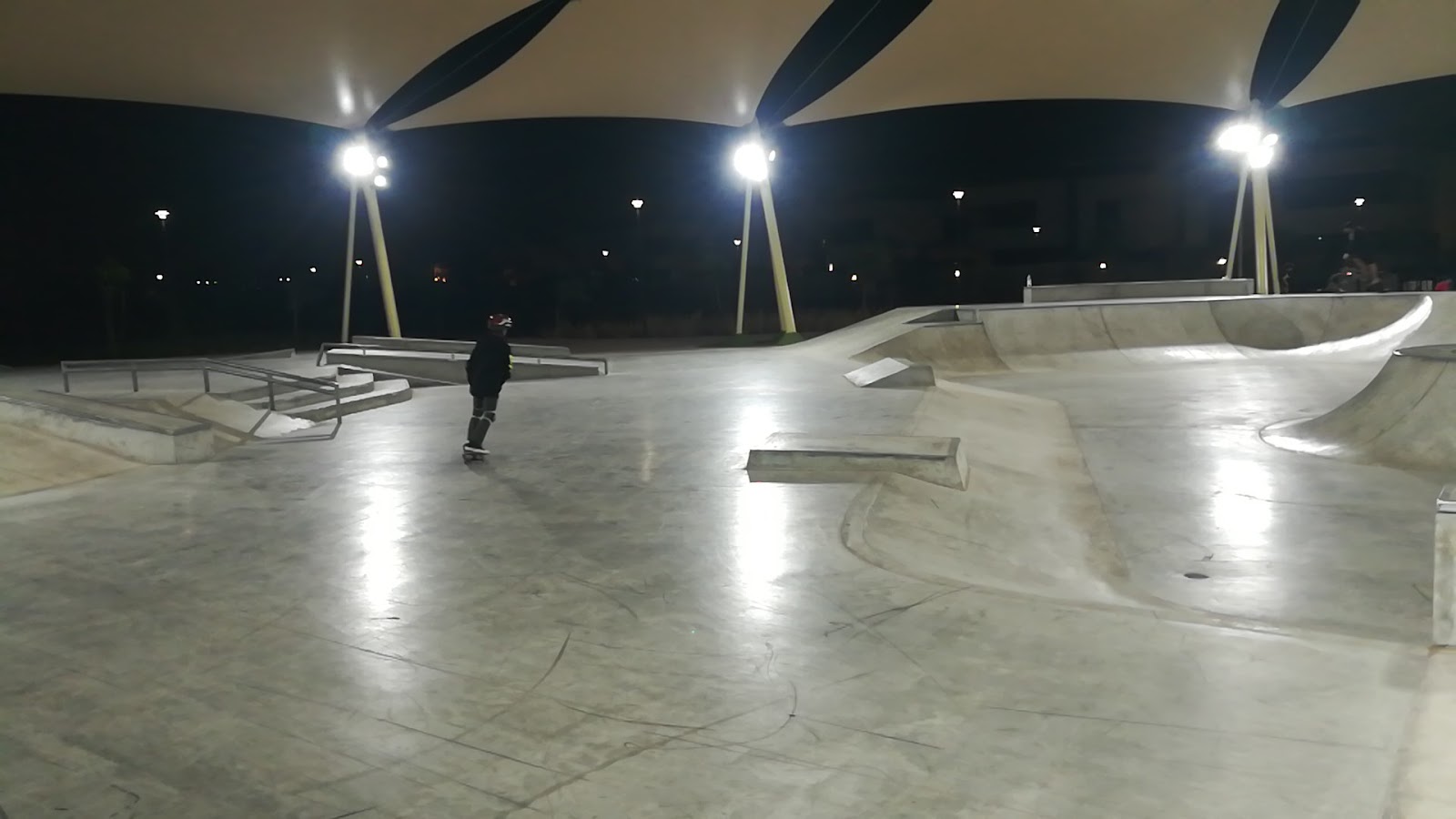 West Yas Skatepark photo 4