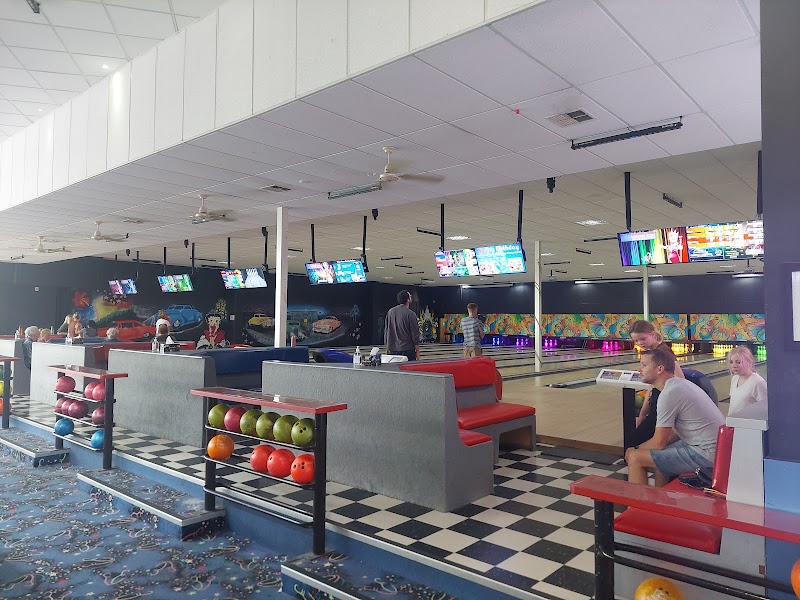 Whangaparaoa Tenpin Bowling photo 3