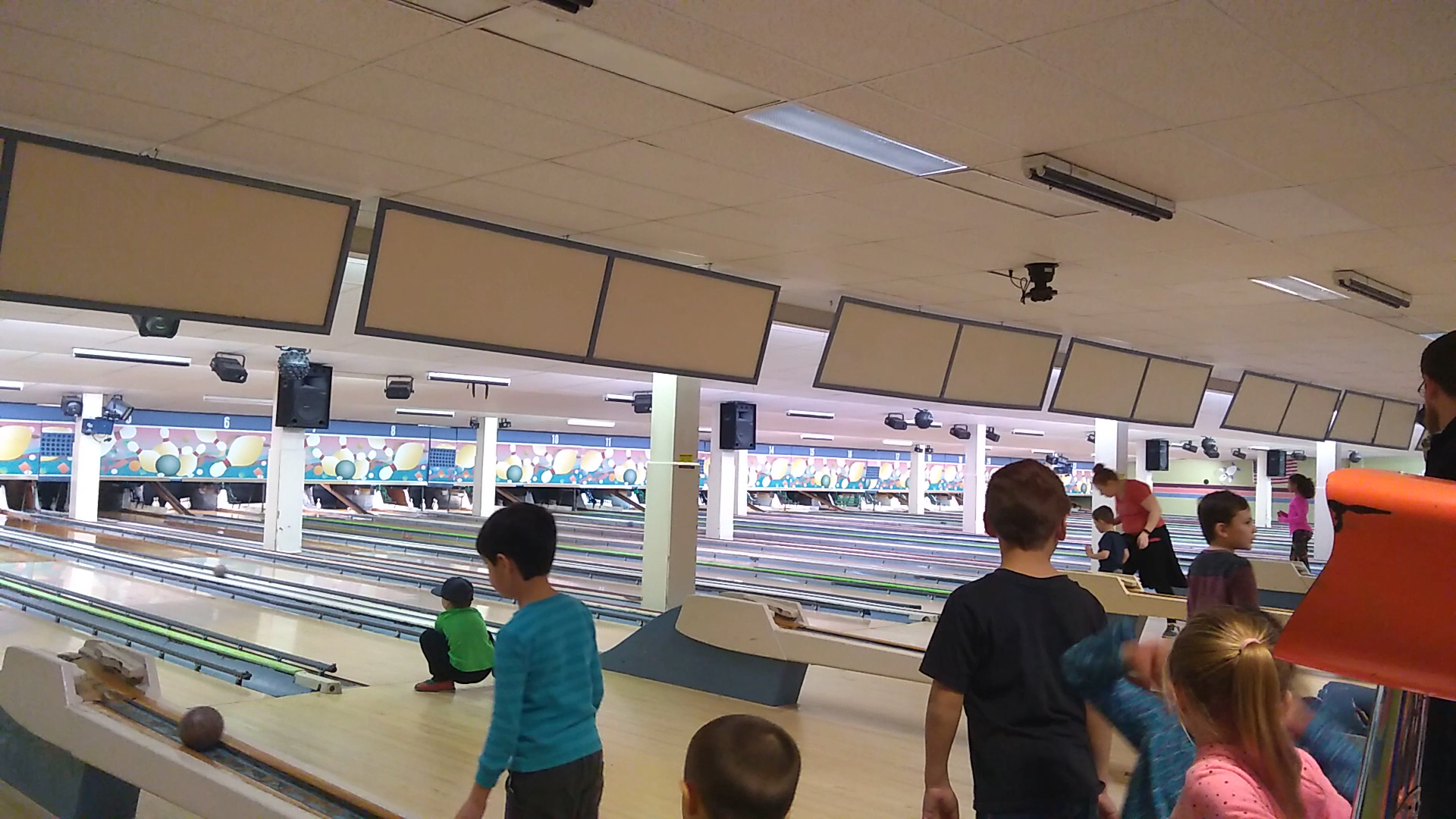 White Oak Bowling Lanes photo 2