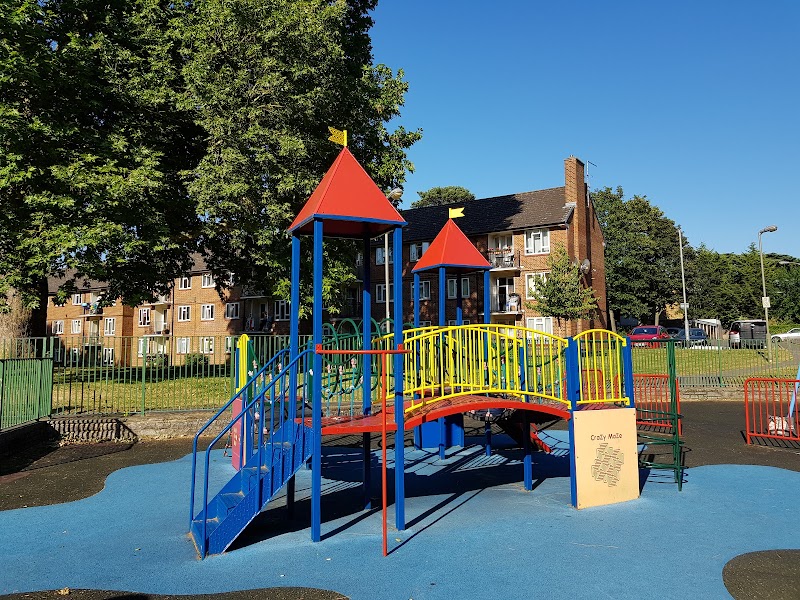 Whitnell Way Playground photo 2