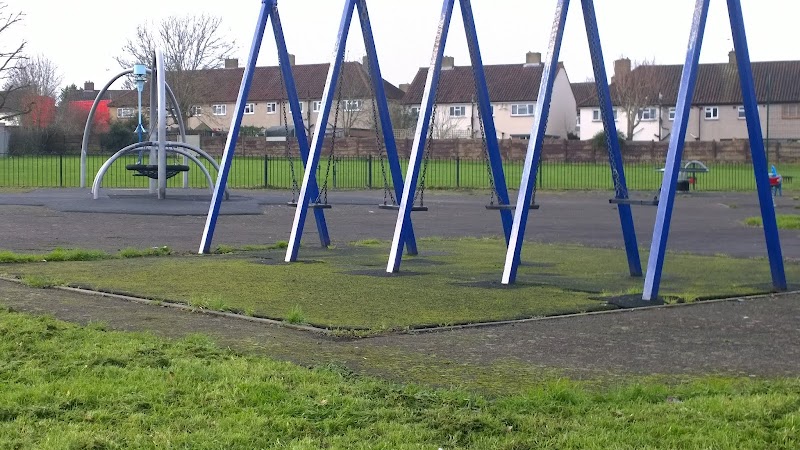 Woodgate Avenue Playground photo 2