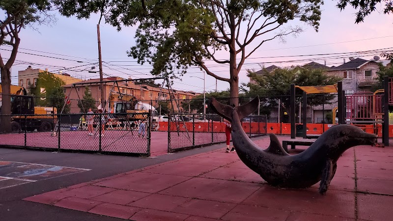 Woodtree Playground photo 2