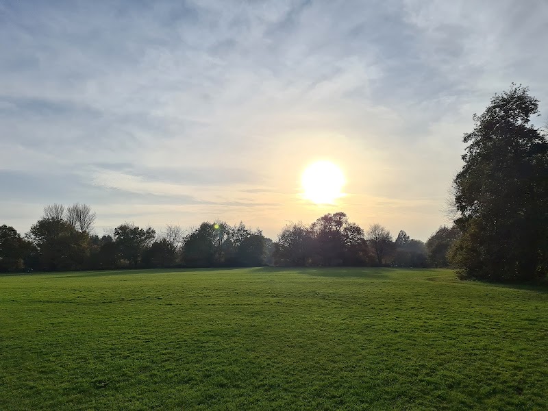 Wythall Park photo 3