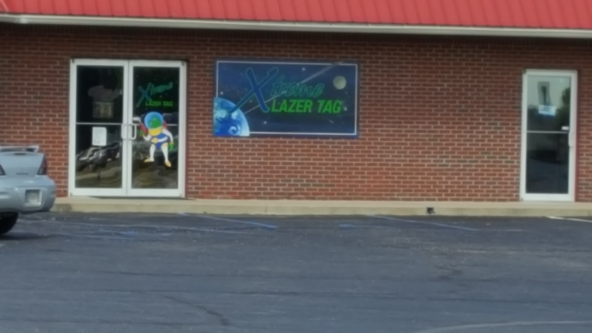 X-Treme Lazer Tag photo 3
