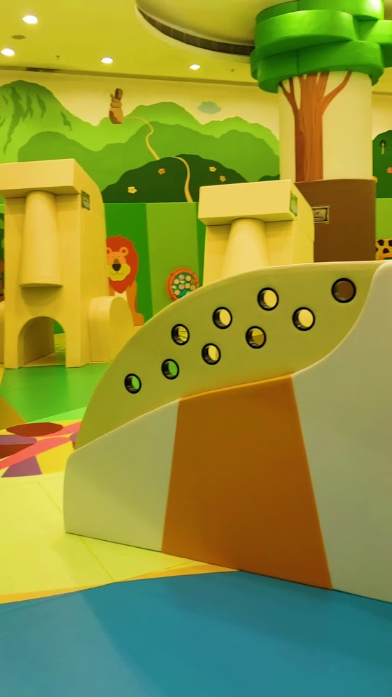 Yuen Chau Kok Sports Centre photo 3