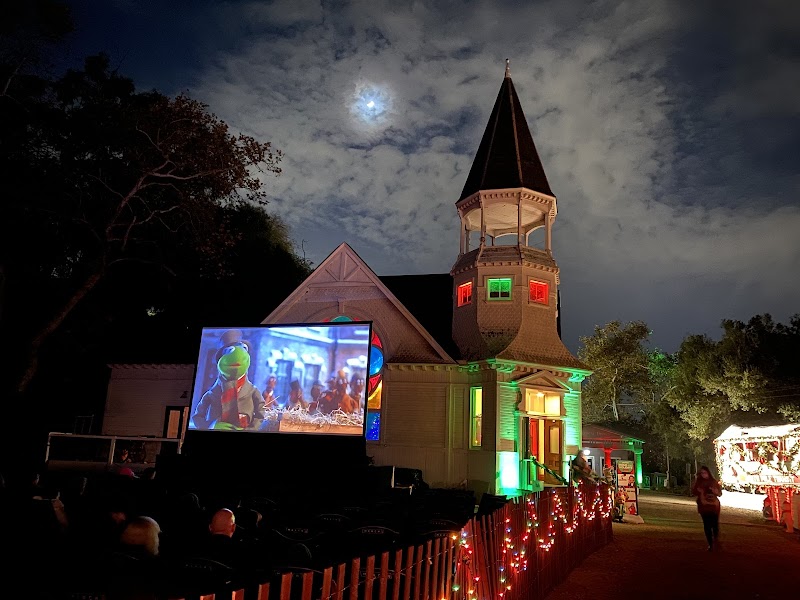 Yuletide Cinemaland photo 3