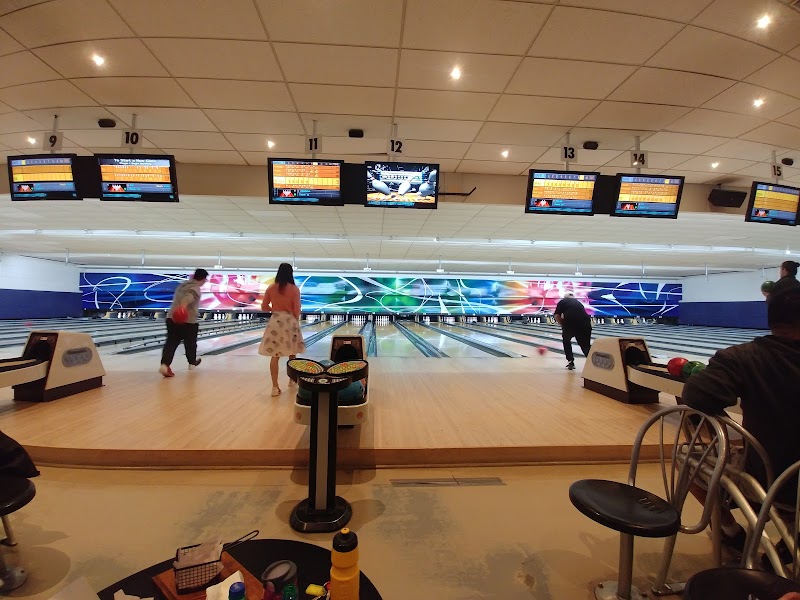 Zone Bowling Garden City photo 3