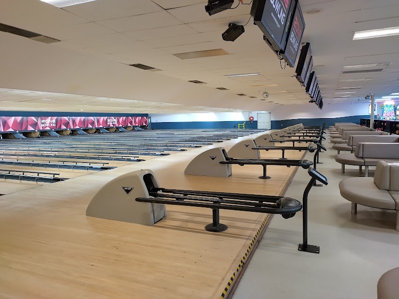 Zone Bowling Noarlunga photo 2
